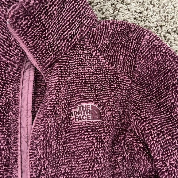 North Face mauve fuzzy jacket - Picture 3 of 6